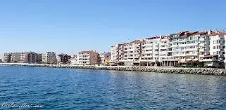 Private 1st Line アパート