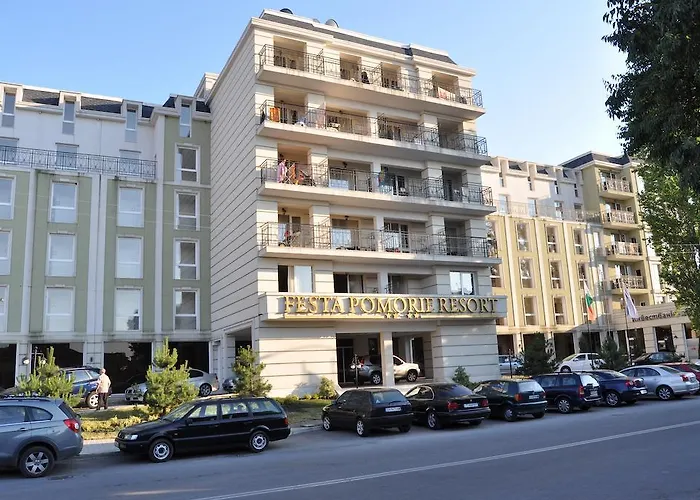 Private 1st Line * ポモリエ